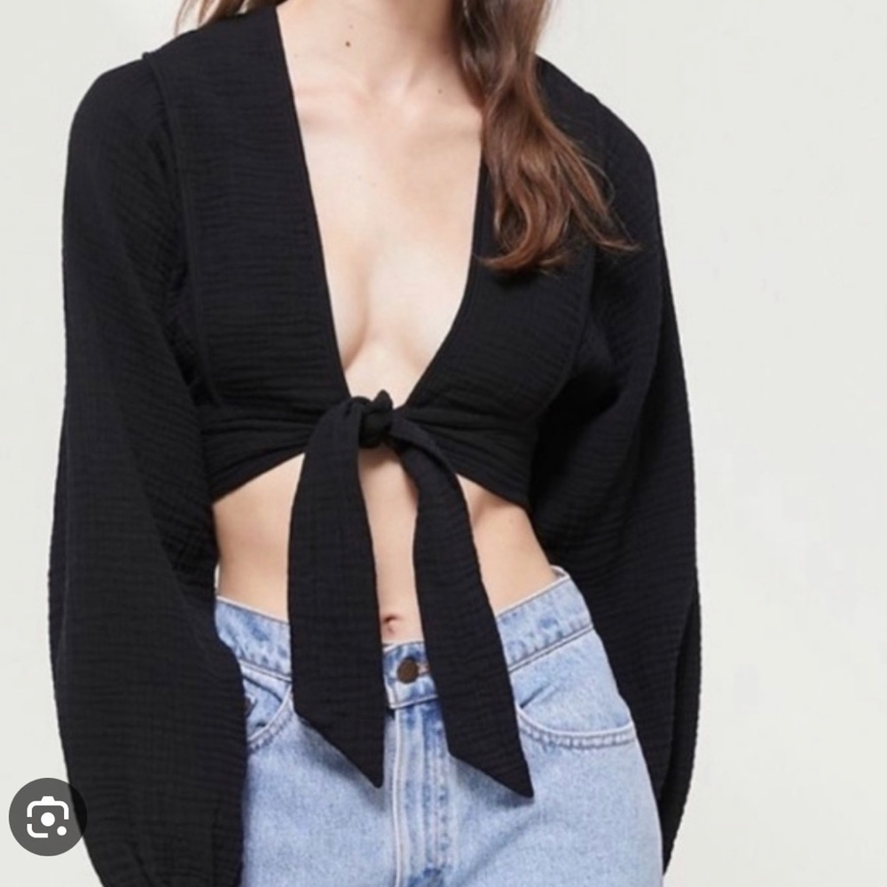 UO Tie Front Crop Top